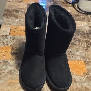 Big Kid Bearpaw Boots